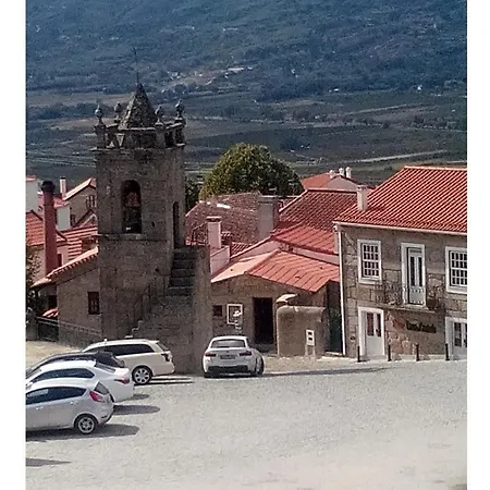 Cantinho Santiago بيت ضيافة 3*
